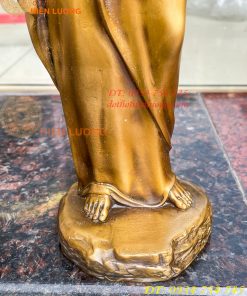 Tượng Đức Cha Cầm Hoa Huệ Bằng Đồng Cao 40cm