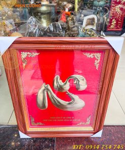 Tranh Chữ Tâm 50x60cm Bằng Đồng Nền Đỏ Treo Tường