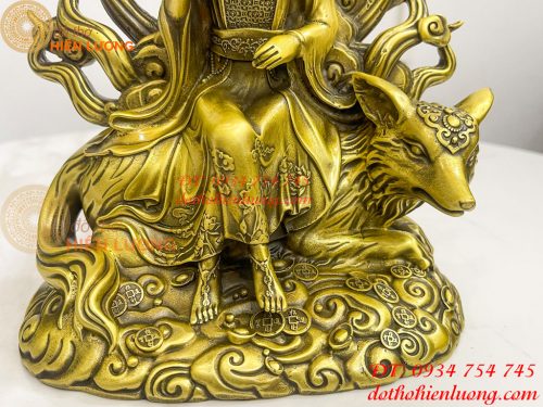 Tượng cửu vĩ hồ ly bằng đồng cao 22cm, nặng 1,8Kg