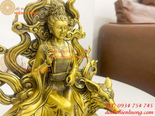 Tượng cửu vĩ hồ ly bằng đồng cao 22cm, nặng 1,8Kg