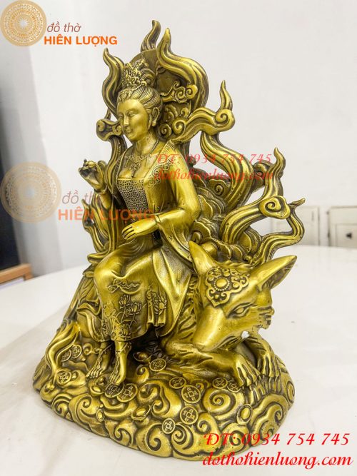 Tượng cửu vĩ hồ ly bằng đồng cao 22cm, nặng 1,8Kg