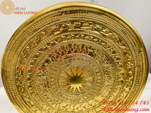 Trống Đồng Đế Hoa Sen Đường Kính 15cm Dát Vàng 24K