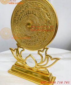 Trống Đồng Đế Hoa Sen Đường Kính 15cm Dát Vàng 24K