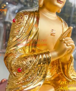 Tượng Đại Nhật Như Lai Vẽ Diện Bằng Đồng Dát Vàng