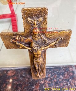 Thánh giá treo tường bằng đồng hun cao 23cm