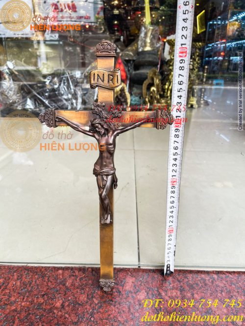 Thánh Giá Chúa Chịu Nạn Treo Tường Bằng Đồng INRI Cao 42cm