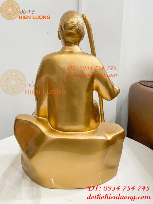 Tượng Hải Thượng Lãn Ông Bằng Đồng Ngồi Đọc Sách Cao 40cm