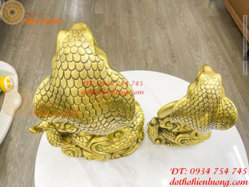 Tượng rắn hổ mang ôm chữ Phúc bằng đồng 2 cỡ