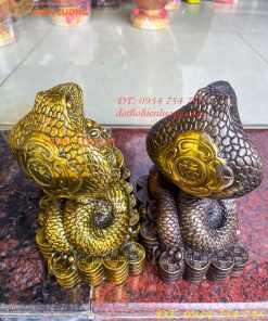 Tượng rắn cuốn hũ vàng bằng đồng phong thủy cao 23cm