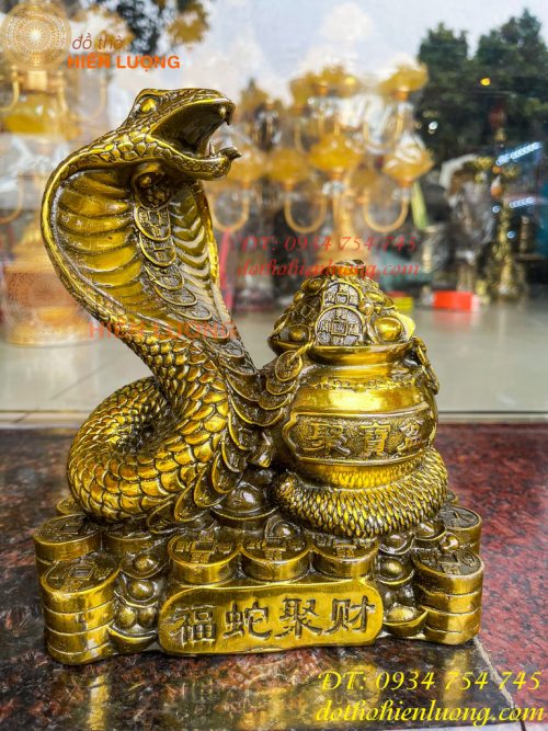 Tượng rắn cuốn hũ vàng bằng đồng phong thủy cao 23cm