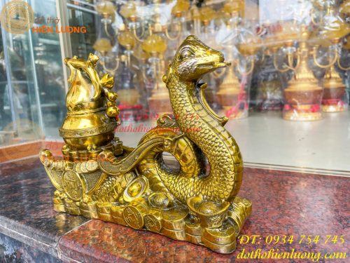 Tượng rắn kéo xe hũ vàng bằng đồng phong thủy Cao 23cm
