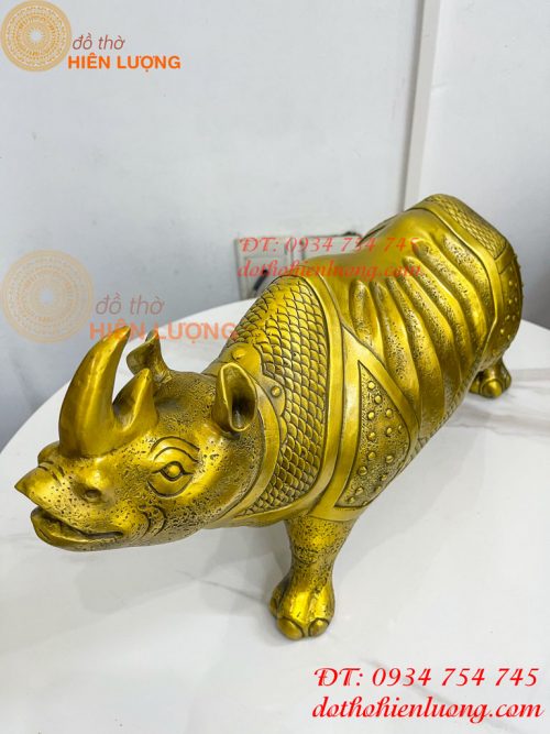 Tượng tê giác bằng đồng phong thủy đồng vàng DxRxC 44x16x25cm