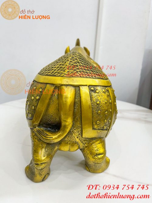 Tượng tê giác bằng đồng phong thủy đồng vàng DxRxC 44x16x25cm