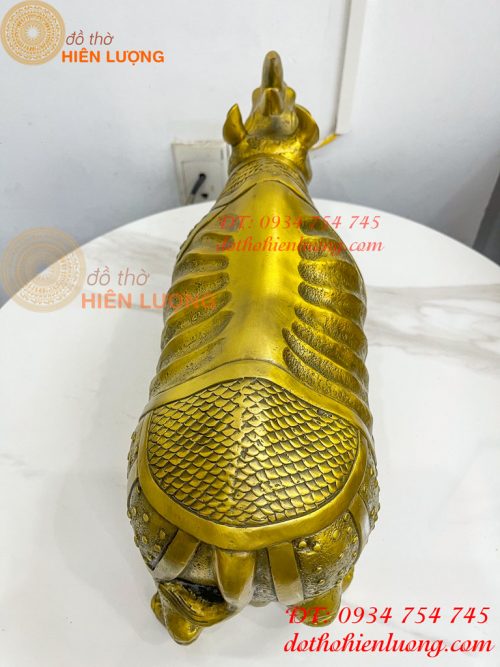 Tượng tê giác bằng đồng phong thủy đồng vàng DxRxC 44x16x25cm