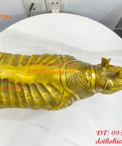 Tượng tê giác bằng đồng phong thủy đồng vàng DxRxC 44x16x25cm