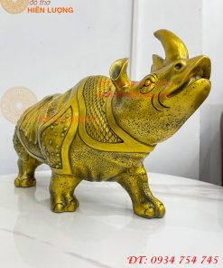 Tượng tê giác bằng đồng phong thủy đồng vàng DxRxC 44x16x25cm