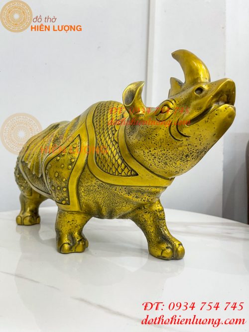 Tượng tê giác bằng đồng phong thủy đồng vàng DxRxC 44x16x25cm