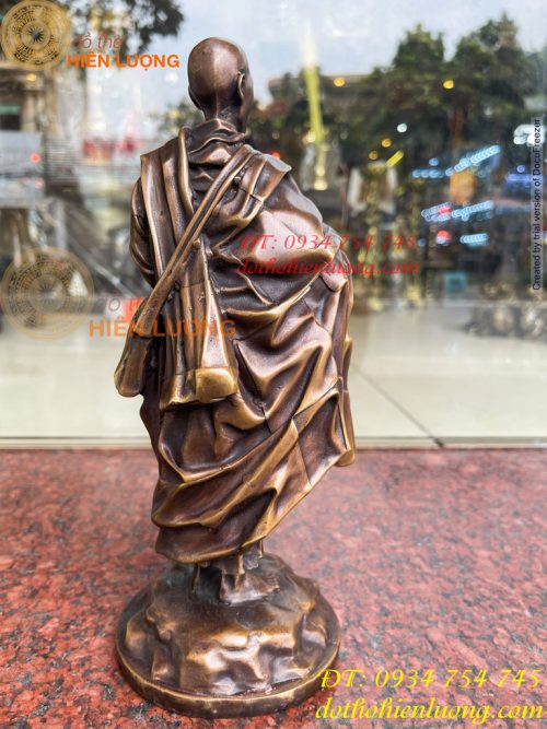 Tượng thầy thích minh tuệ bằng đồng hun cao 26cm