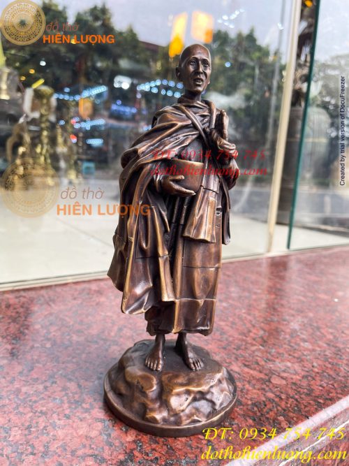 Tượng thầy thích minh tuệ bằng đồng hun cao 26cm