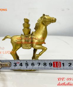 Tượng Ngựa Cõng Vàng Bằng Đồng Phong Thủy