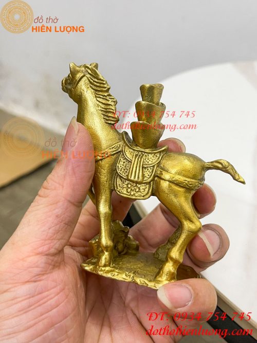 Tượng Ngựa Cõng Vàng Bằng Đồng Phong Thủy