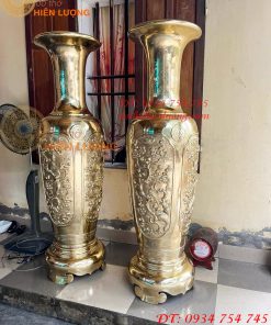Đôi Lọ Lục Bình Bằng Đồng Cao 1m7 Hoa Văn Tứ Quý