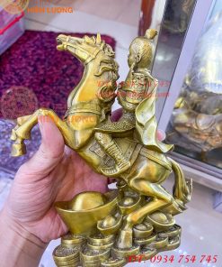 Tượng Khỉ Cưỡi Ngựa Cầm Ấn Bằng Đồng Phong Thủy