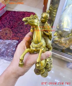 Tượng Khỉ Cưỡi Ngựa Cầm Ấn Bằng Đồng Phong Thủy