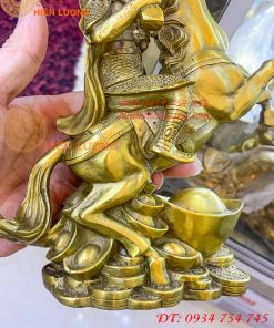 Tượng Khỉ Cưỡi Ngựa Cầm Ấn Bằng Đồng Phong Thủy