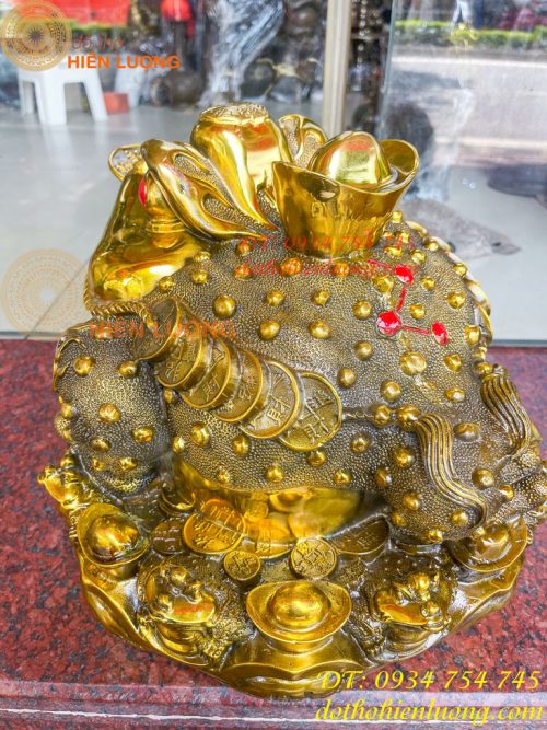 Tượng Cóc Thiềm Thừ Bằng Đồng Cỡ To Cao 25cm