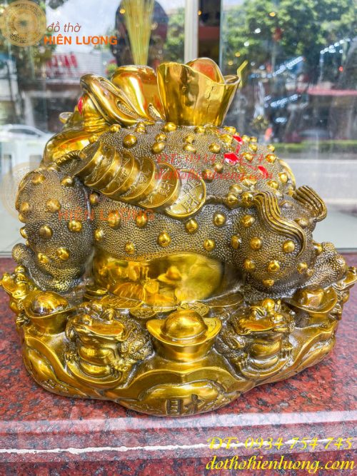 Tượng Cóc Thiềm Thừ Bằng Đồng Cỡ To Cao 25cm