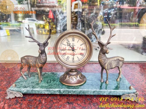Đồng Hồ Hươu Bằng Đồng Lên Dây Cót Decor