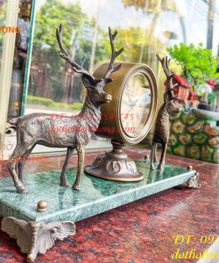 Đồng Hồ Hươu Bằng Đồng Lên Dây Cót Decor
