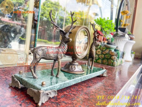 Đồng Hồ Hươu Bằng Đồng Lên Dây Cót Decor