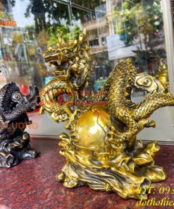 Tượng Rồng Ôm Địa Cầu Bằng Đồng Phong Thủy
