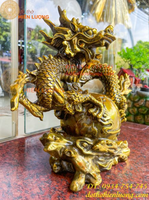 Tượng Rồng Ôm Địa Cầu Bằng Đồng Phong Thủy
