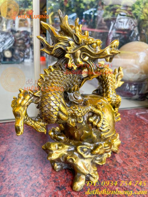 Tượng Rồng Ôm Địa Cầu Bằng Đồng Phong Thủy