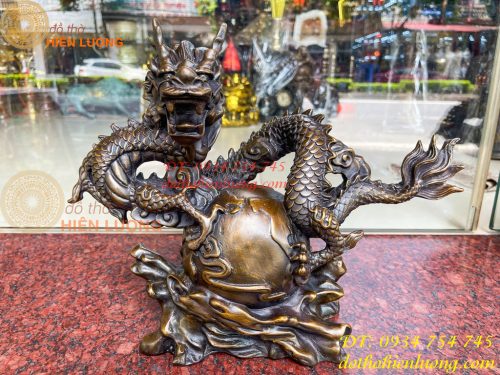 Tượng Rồng Ôm Địa Cầu Bằng Đồng Phong Thủy