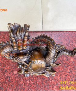 Tượng Rồng Ôm Địa Cầu Bằng Đồng Phong Thủy