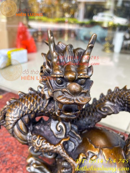 Tượng Rồng Ôm Địa Cầu Bằng Đồng Phong Thủy