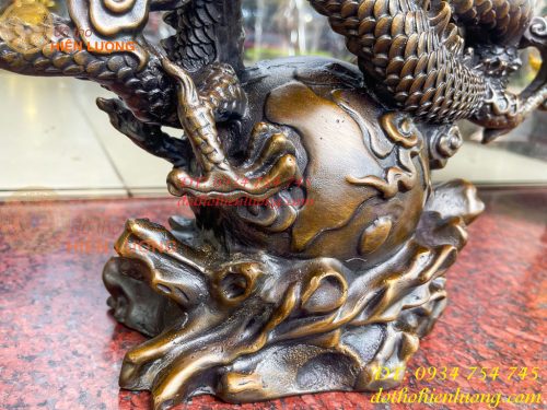 Tượng Rồng Ôm Địa Cầu Bằng Đồng Phong Thủy