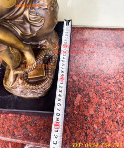 Tượng Nữ Thần Công Lý Ngồi Địa Cầu Bằng Đồng Đế Đá