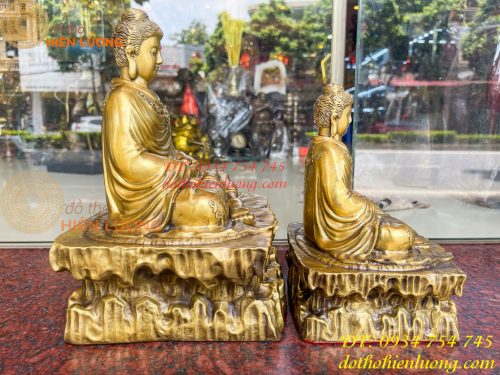 Tượng Phật Thích Ca Ngồi Bệ Đá Bằng Đồng