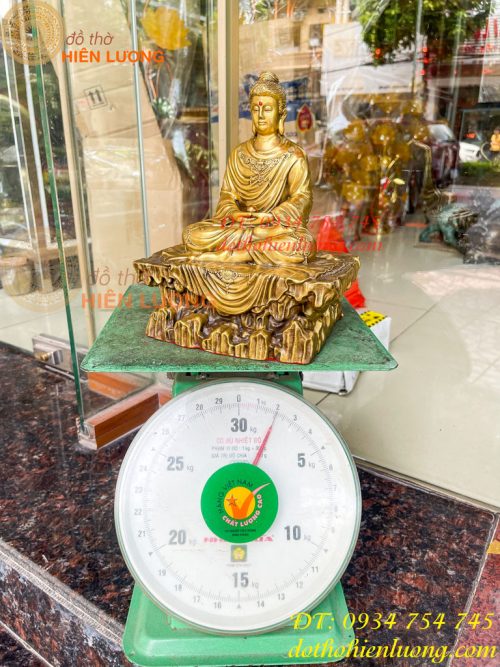 Tượng Phật Thích Ca Ngồi Bệ Đá Bằng Đồng