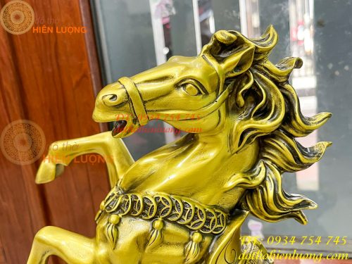 Tượng Ngựa Hí Túi Tiền Bằng Đồng Phong Thủy