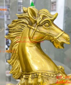 Tượng Ngựa Đứng Mâm Vàng Bằng Đồng Phong Thủy
