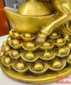 Tượng Ngựa Đứng Mâm Vàng Bằng Đồng Phong Thủy