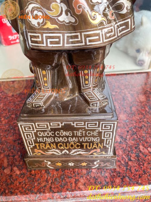 Tượng Trần Quốc Tuấn Cao 50cm Khảm Tam Khí Kĩ