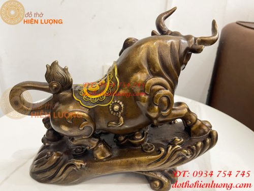 Tượng Trâu Tài Lộc Như Ý Bằng Đồng Phong Thủy