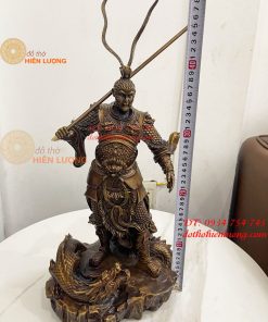 Tượng Tề Thiên Đại Thánh Hàng Long Bằng Đồng Hun Cao 50cm